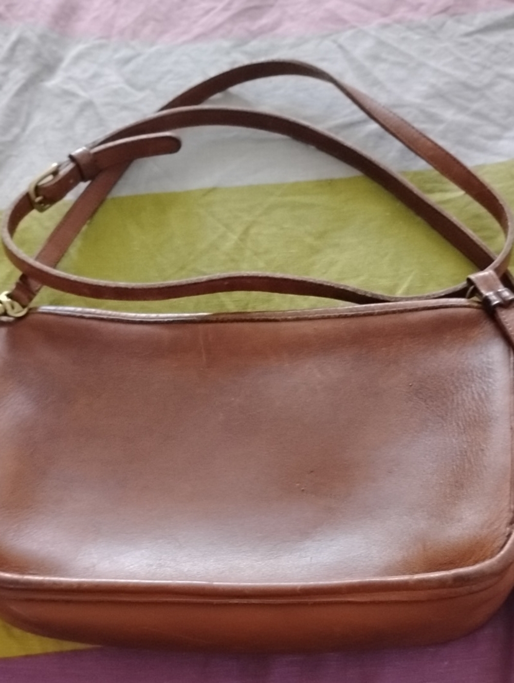 Classic Vintage 90's Coach Crescent Saddle Bag  Brown Leather Crossbody USA